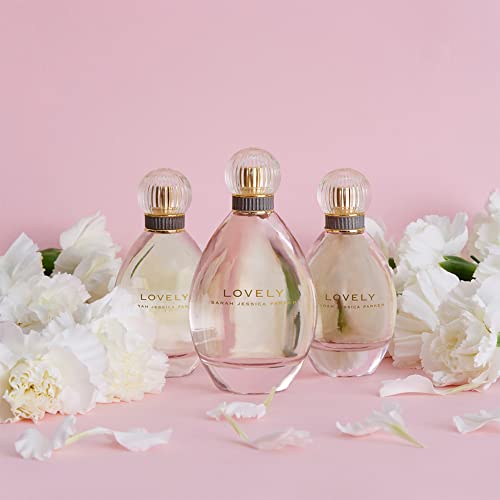 Sarah Jessica Parker - 2 Piece Collection with Eau De Parfum and Body Mist Spray in Iconic Lovely Fragrance - Women's Perfume Gift Set - Notes of Mandarin, Bergamot, Lavender, and Apple - 2 pc