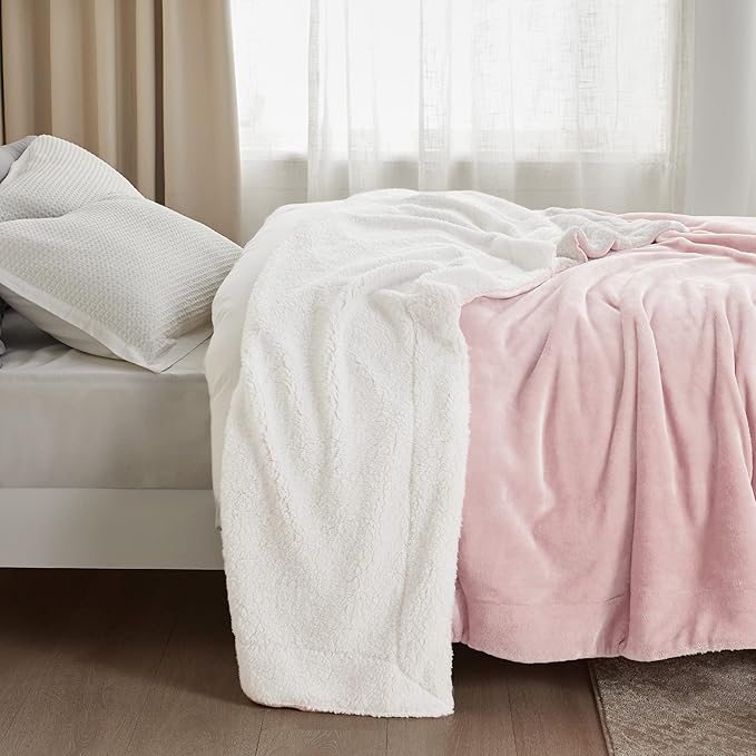 Bedsure Sherpa Fleece Blankets Queen Size for Bed - Thick and Warm, Soft Fuzzy Plush Queen Blanket for Winter, Pink, 90x90 Inches